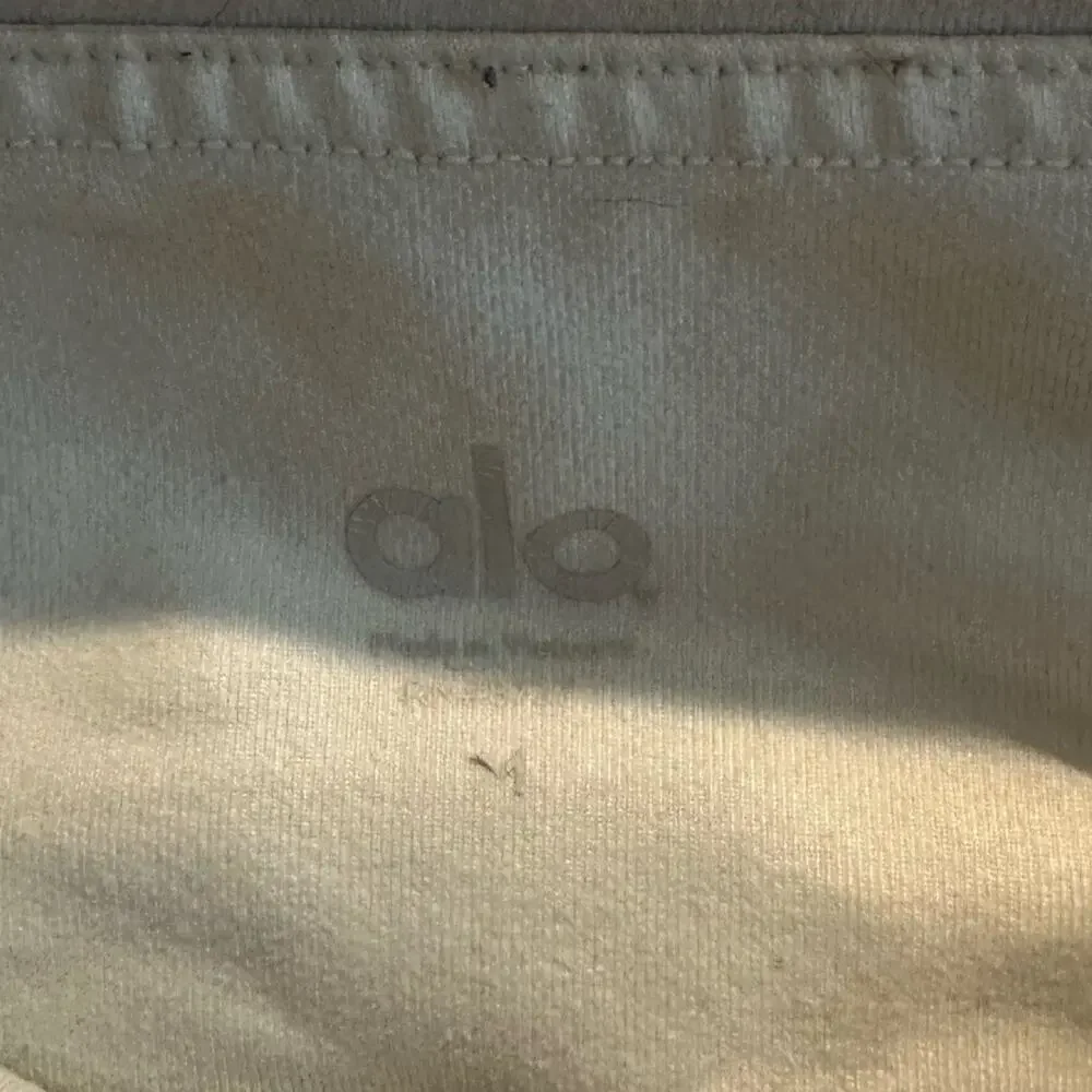 ALO Yoga Idol Ruched Leg Leggings